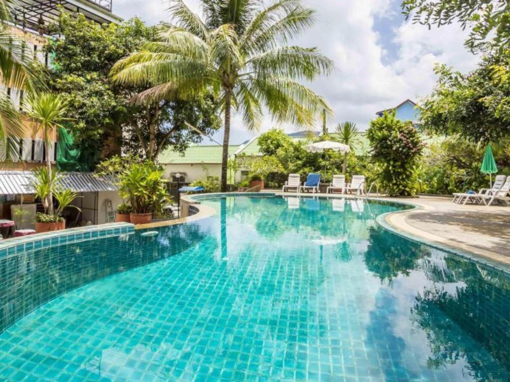 Phuket Baan Lukkan Patong Resort מראה חיצוני תמונה