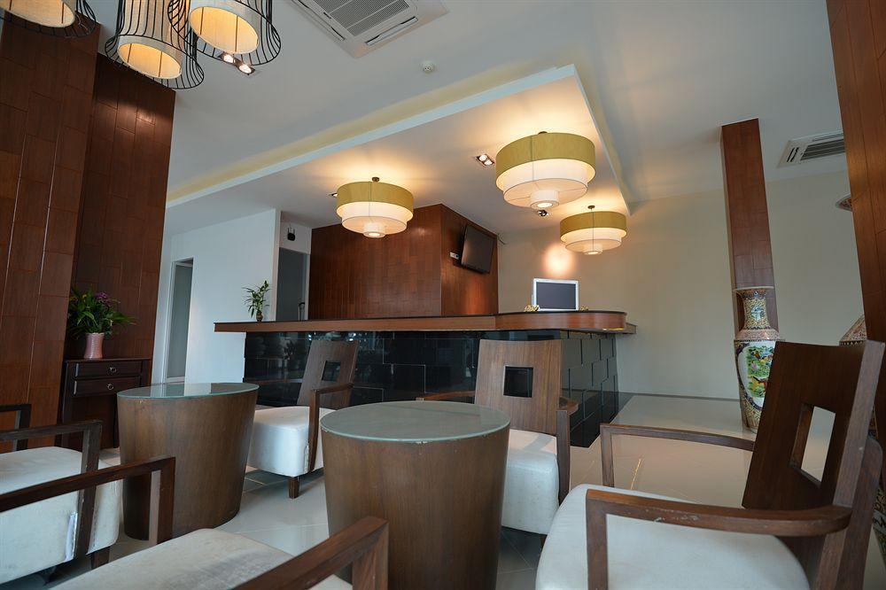 Phuket Baan Lukkan Patong Resort מראה חיצוני תמונה