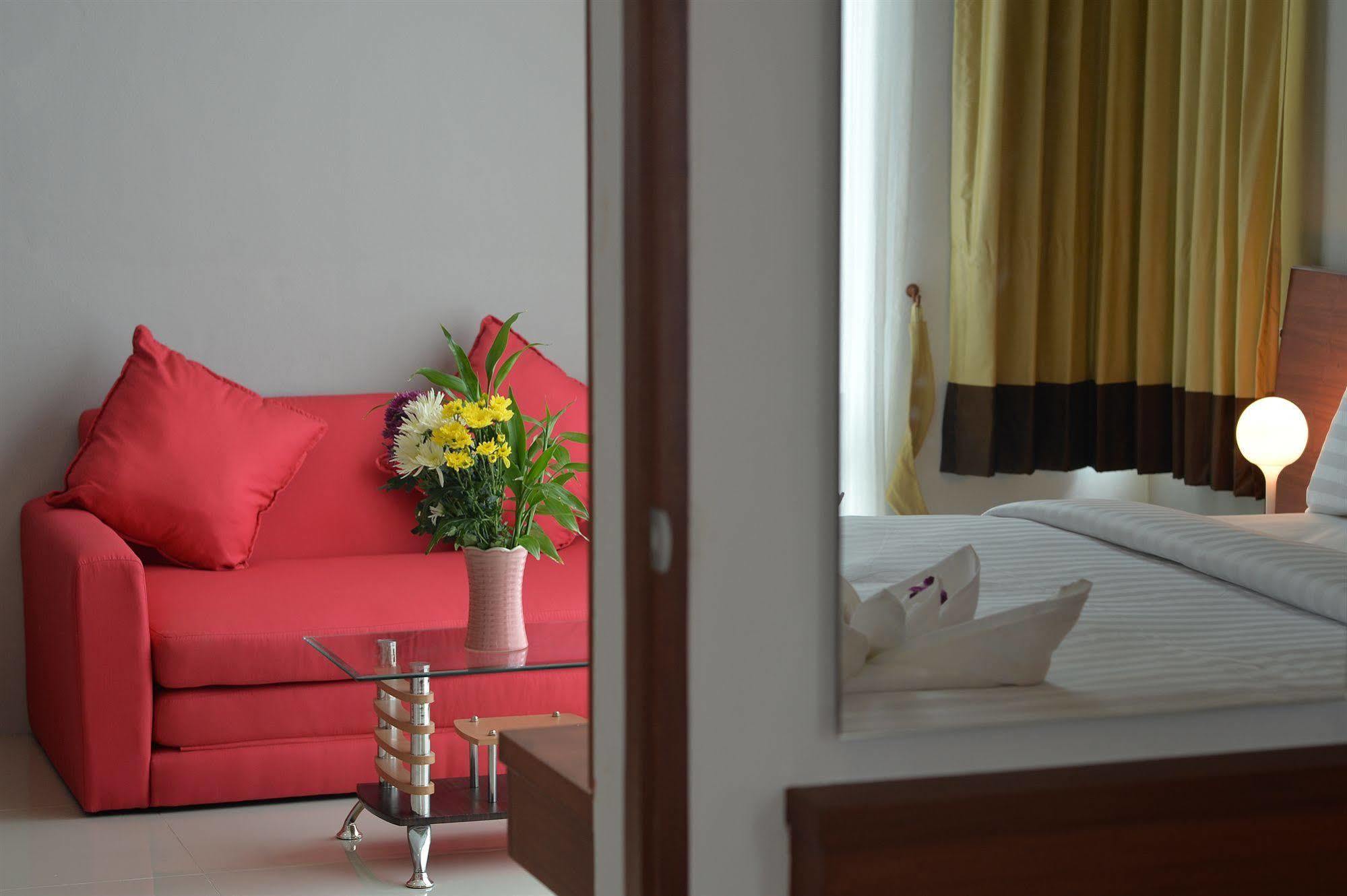 Phuket Baan Lukkan Patong Resort מראה חיצוני תמונה